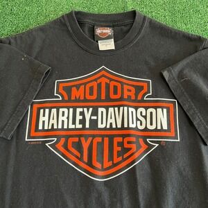 Vintage Harley-Davidson T-Shirt Mens Small Black Shield Bar Logo Biker USA Y2K